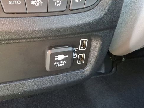 Used 2023 Honda Passport Elite image 12