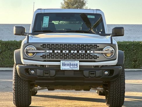 New 2025 Ford Bronco Badlands w/ Sasquatch Package image 9