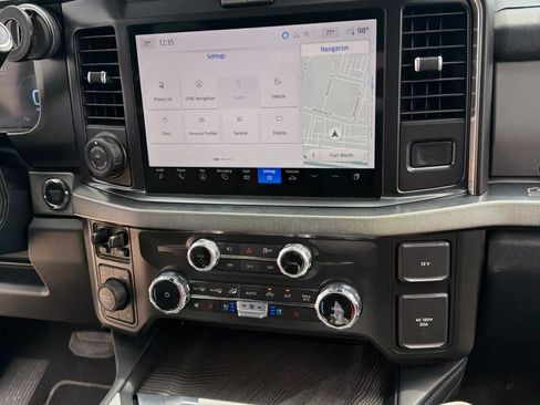 Used 2025 Ford F250 Platinum AWD/4WD image 17