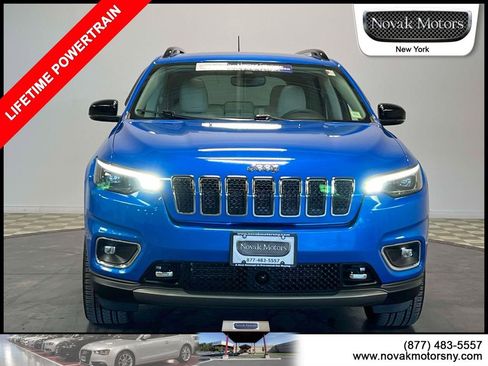 Used 2022 Jeep Cherokee Limited w/ Elite Package image 2