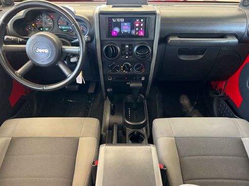 Used 2008 Jeep Wrangler Unlimited X AWD/4WD image 3