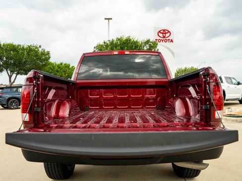 Used 2024 RAM 1500 Warlock AWD/4WD image 30