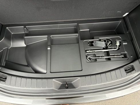 Used 2025 MAZDA CX-90 3.3 Turbo w/ Preferred Package image 14