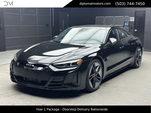 Used 2022 Audi RS e-tron GT w/ Year 1 Package image 1