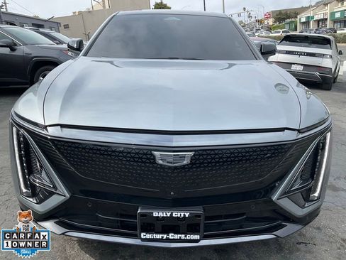 Used 2024 Cadillac Lyriq Sport RWD image 2