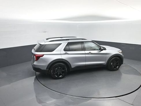 Certified 2023 Ford Explorer ST-Line w/ Class IV Trailer Tow Package RWD image 25