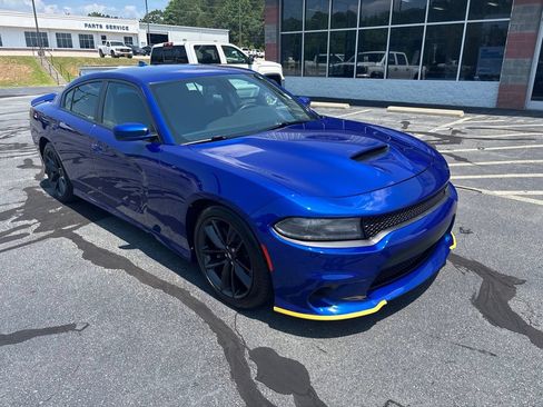 Used 2020 Dodge Charger GT w/ Performance Handling Group RWD image 4