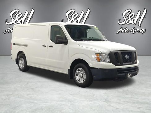Used 2020 Nissan NV 2500 SV w/ Navigation Package RWD image 2