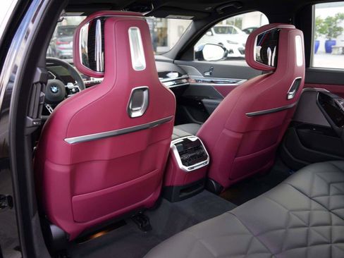 New 2026 BMW 740i w/ Premium Package image 12