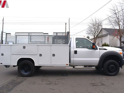 Used 2016 Ford F550 4x4 Regular Cab Super Duty image 6