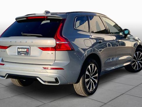 Used 2024 Volvo XC60 B5 Plus image 13