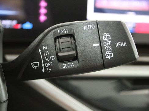 New 2026 BMW X5 xDrive40i w/ M Sport Package image 31