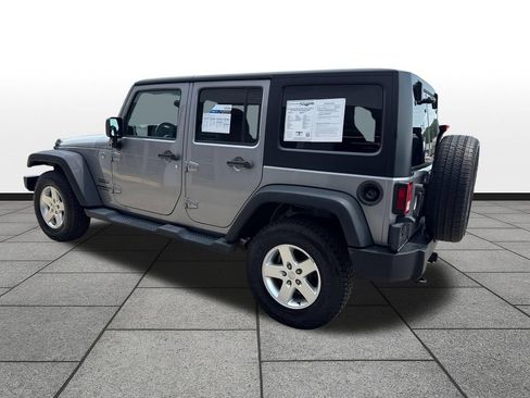 Used 2015 Jeep Wrangler Unlimited Sport w/ Quick Order Package 24S AWD/4WD image 3