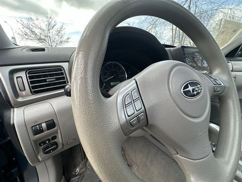 Used 2010 Subaru Forester 2.5X Premium AWD/4WD image 41