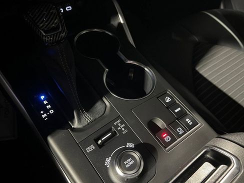 Used 2023 Toyota Highlander L image 33