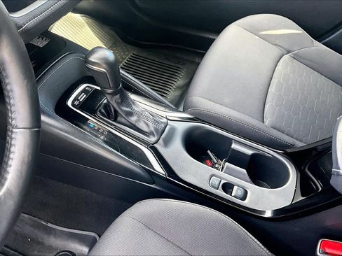 Certified 2024 Toyota Corolla SE w/ SE Package FWD image 15