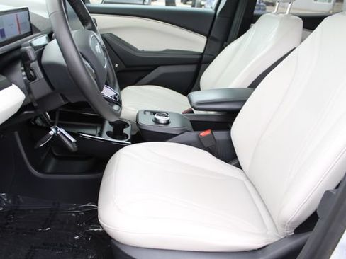 Used 2022 Ford Mustang Mach-E Premium AWD/4WD image 34