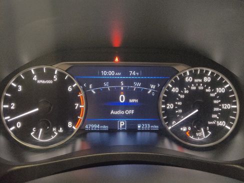 Used 2024 Nissan Altima 2.5 SR w/ SR Premium Package FWD image 23