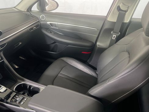 Used 2023 Hyundai Sonata Limited FWD image 25