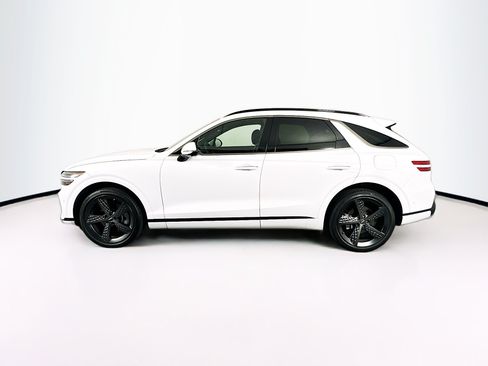 Used 2022 Genesis GV70 2.5T w/ Sport Prestige Package AWD/4WD image 4