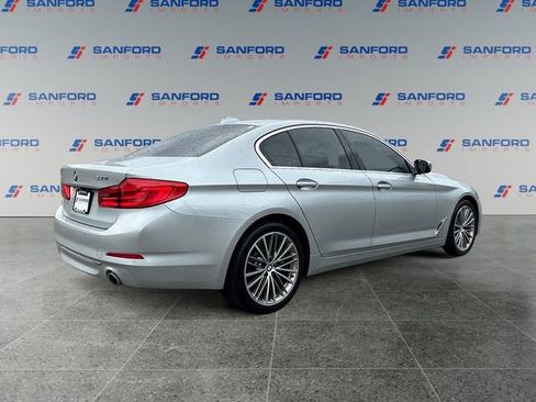 Used 2020 BMW 530i w/ Luxury Package RWD image 5