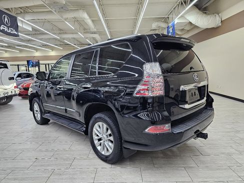 Used 2017 Lexus GX 460 image 9