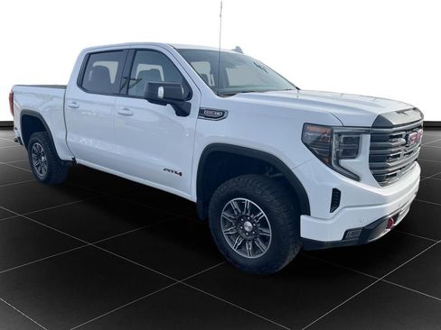 Used 2025 GMC Sierra 1500 AT4 image 7