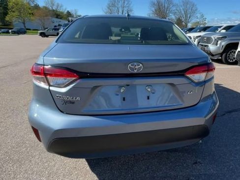 Certified 2023 Toyota Corolla LE FWD image 3