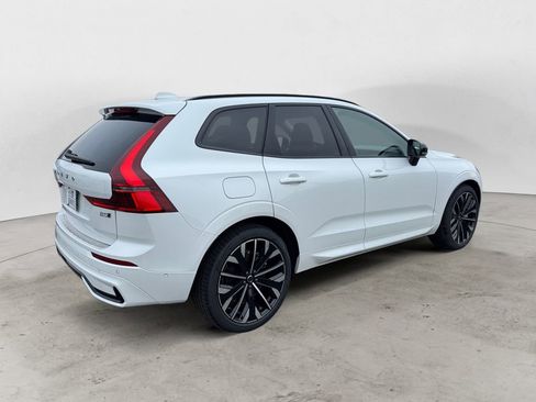New 2026 Volvo XC60 B5 Ultra w/ Protection Package Premier image 7