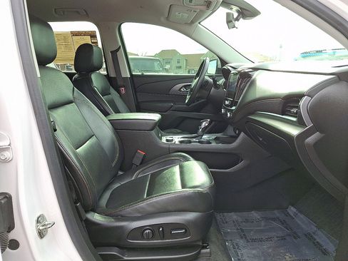Used 2021 Chevrolet Traverse Premier w/ LPO, Floor Liner Package image 13