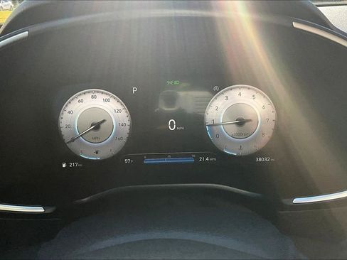 Used 2021 Hyundai Santa Fe SEL w/ Convenience Package image 15