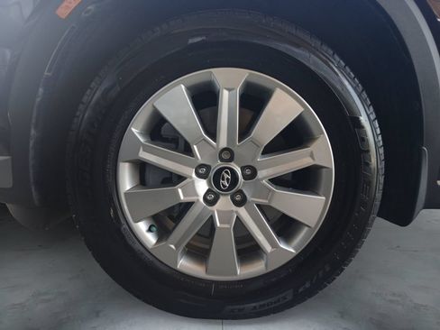 Used 2025 Hyundai Palisade SEL FWD image 14