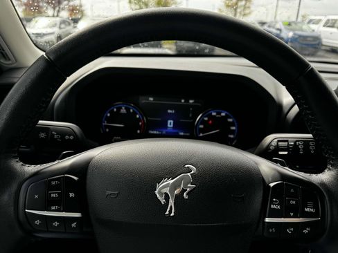 Used 2023 Ford Bronco Sport Badlands image 15