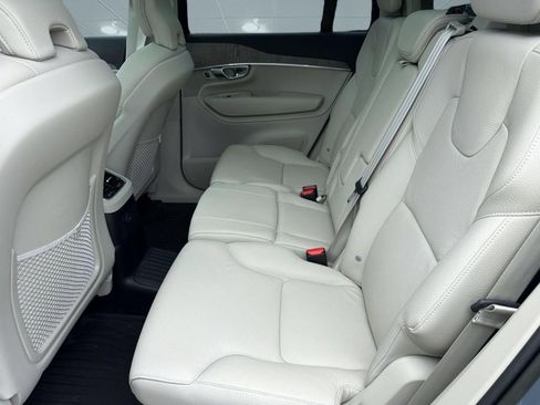 Certified 2023 Volvo XC90 T8 Plus w/ Protection Package AWD/4WD image 20