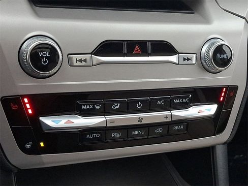 Certified 2023 Ford Explorer XLT w/ Equipment Group 202A image 17