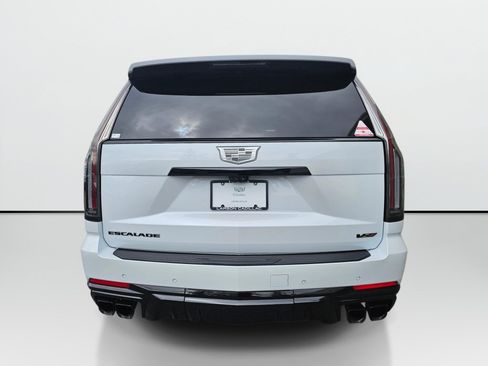 Used 2026 Cadillac Escalade V AWD/4WD image 6