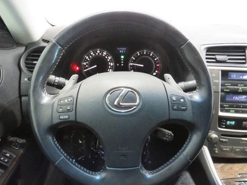 Used 2010 Lexus IS 250C image 22