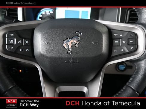 Used 2022 Ford Bronco Wildtrak image 9