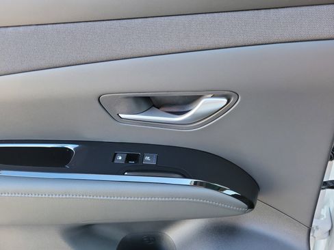 New 2026 Hyundai Tucson Limited image 12