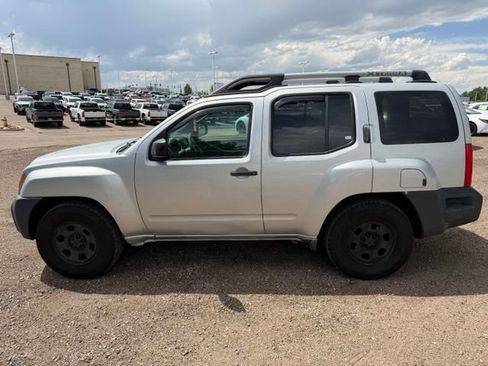 Used 2010 Nissan Xterra X RWD image 2