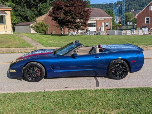 Used 2004 Chevrolet Corvette Convertible w/ Preferred Equipment Group image 37