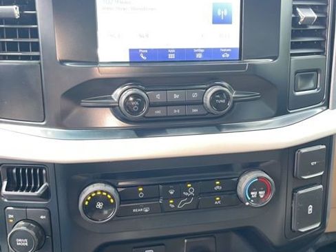 Used 2023 Ford F150 XLT image 21