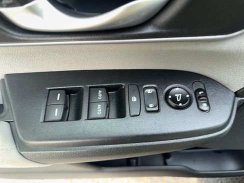 Used 2017 Honda CR-V EX image 14