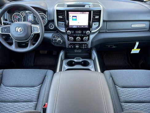 New 2026 RAM 1500 Big Horn AWD/4WD image 14