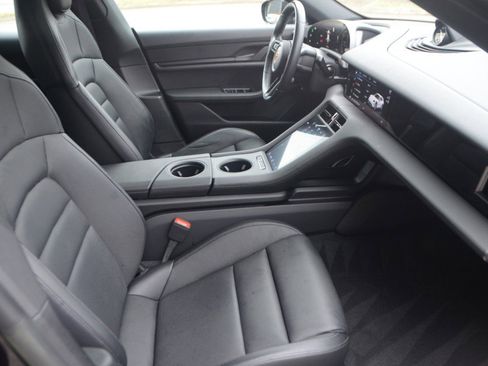 Used 2023 Porsche Taycan 4 Cross Turismo w/ Premium Package image 12