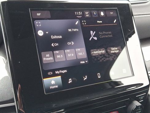 Certified 2023 Jeep Grand Cherokee Laredo image 17