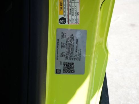 Used 2021 Chevrolet Camaro SS RWD image 27