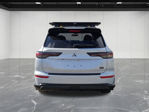 New 2025 Mitsubishi Outlander Trail Edition image 4