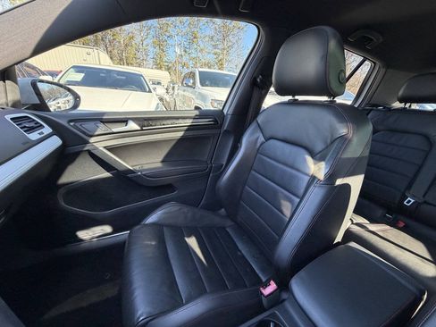 Used 2016 Volkswagen GTI Autobahn w/ Lighting Package (SEL) FWD image 17
