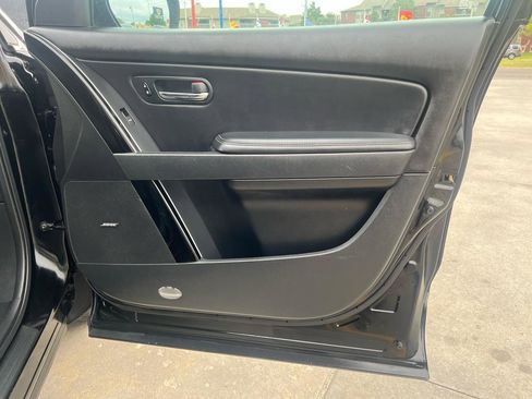 Used 2011 MAZDA CX-9 Touring w/ Moonroof & Bose Audio Pkg image 31